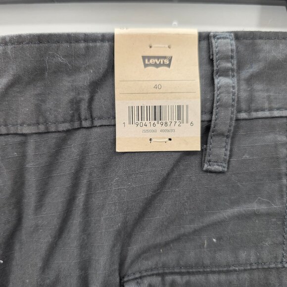 Levi's Mens Carrier Cargo Shorts Size 40 Gray 10" Inseam Outdoor Hiking - Picture 5 of 11